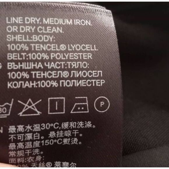 H&M CONSCIOUS COLLECTION BLACK WRAP BLAZER SZ.12 EUC. - Picture 10 of 10